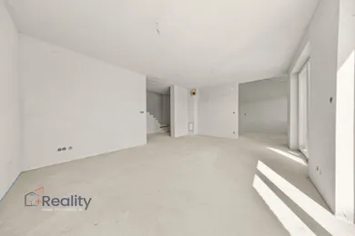 Na predaj 5-izbový dom, 130 m², Senec