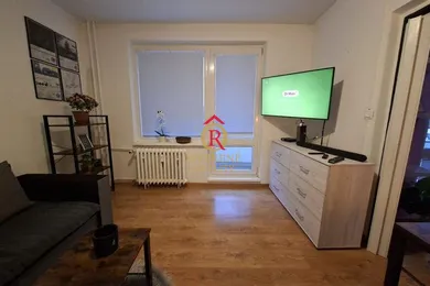 Na prenájom 1-izbový byt, 27 m², Banská Bystrica, Slnečná