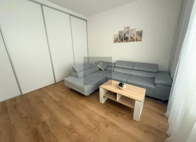 Na predaj 1-izbový byt, 32 m², Hlohovec, Mierová