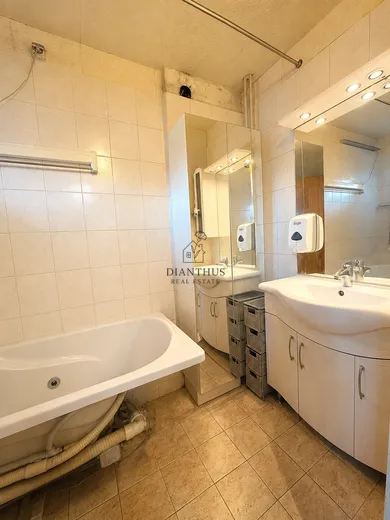 Na predaj dom v Bratislava-Ružinov · €419 000 · Čiastočná rekonštrukcia