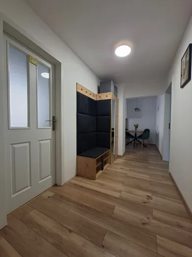 Na predaj 2-izbový byt, 61 m², Piešťany, Vajanského