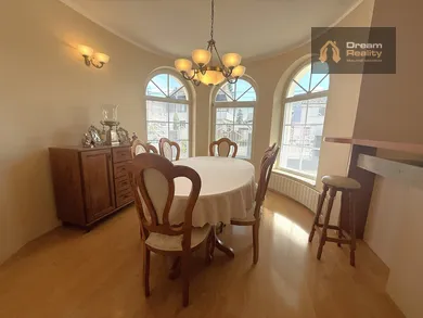 Na predaj dom, 183 m², Bratislava-Vrakuňa, Skoroceľová