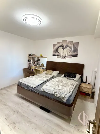 Na prenájom 3-izbový byt, 108 m², Banská Bystrica, Bakossova