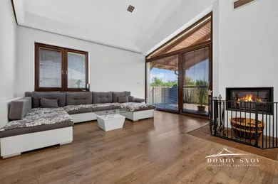 Na predaj dom, 245 m², Bratislava-Jarovce, Trnková