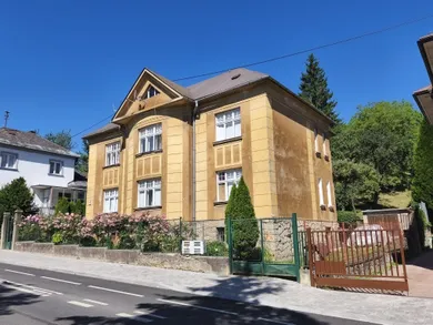 Domy na sprzedaż, Banská Bystrica · €390 000