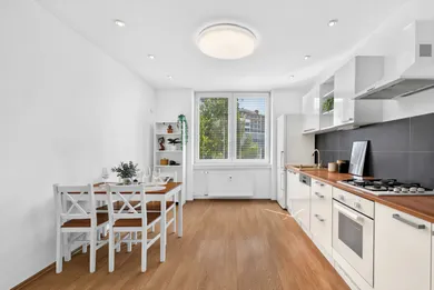 Na predaj 2-izbový byt, 55 m², Bratislava-Ružinov, Páričkova