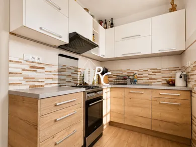 Квартиры на продажу, 2-комнатные, Vrútky · €134 900