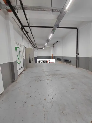 Na prenájom komerčné, 822 m², Bratislava-Rača, Na pántoch