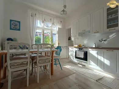 Mieszkania na sprzedaż, 4-pokojowe, Žilina · €370 000