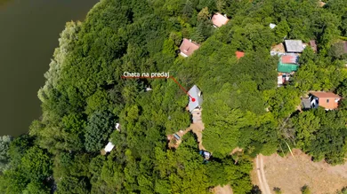 Na predaj rekreačný dom, 130 m², Pezinok
