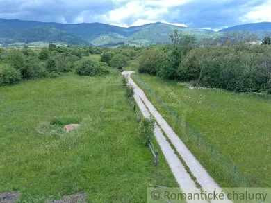 Na predaj pozemok, Závadka nad Hronom