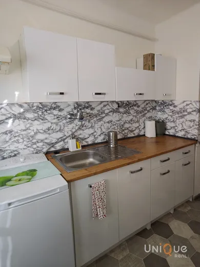 Na predaj 5-izbový dom, 240 m², Hurbanovo
