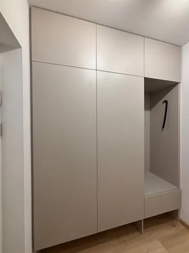 Na prenájom 2-izbový byt, 54 m², Pezinok, Sasinkova