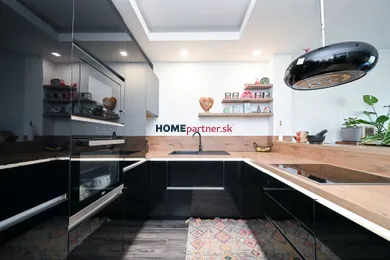Na predaj 3-izbový byt, 67 m², Dunajská Lužná