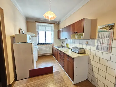 Na predaj dom, 185 m², Galanta, Športová