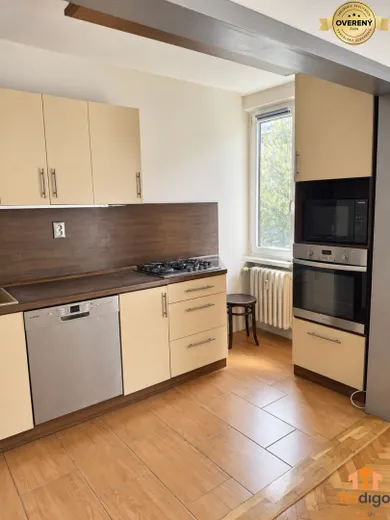 Na prenájom 2-izbový byt, 58 m², Bratislava-Ružinov, Svidnícka