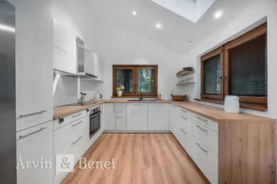 Na predaj dom v Modra · €549 900 · Novostavba