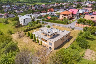 Na predaj 5-izbový dom, 175 m², Lutila