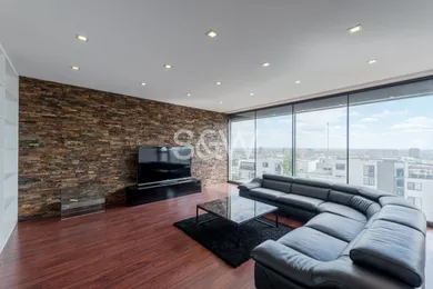 Na predaj 3-izbový byt, 124 m², Bratislava-Nové Mesto, Bellova