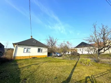 Działki na sprzedaż, Marianka · €650 880