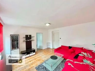 Na predaj 2-izbový byt, 62 m², Skalica, Hurbanova