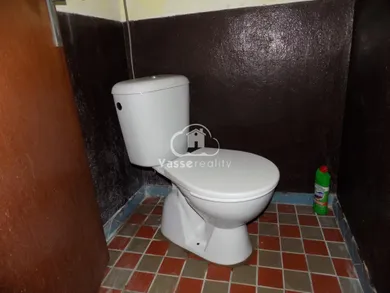 Na predaj 6-izbový dom, 100 m², Tvrdošovce