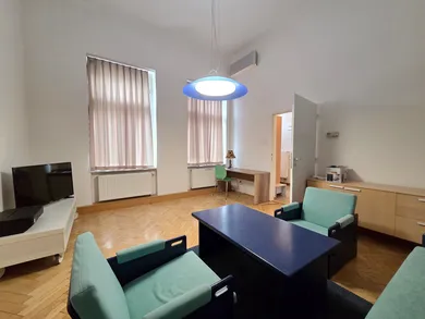 Mieszkania na wynajem, 2-pokojowe, Košice-Staré Mesto · €800