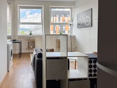 Na predaj 1-izbový byt, 25 m², Bratislava-Nové Mesto, Stará Vajnorská