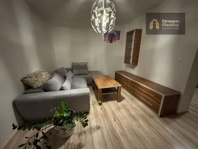 Na prenájom 2-izbový byt, 58 m², Žilina