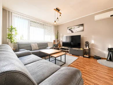 Eladó lakások, 3-szobás, Košice-Sever · €189 900