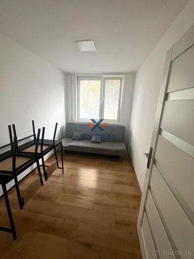 Mieszkania na wynajem, 2-pokojowe, Humenné · €550