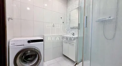 Na predaj 1-izbový byt, 39 m², Bratislava-Vrakuňa