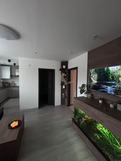 Na prenájom 3-izbový byt, 67 m², Valaská, -