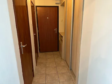 Na predaj 1-izbový byt, 34 m², Bratislava-Dúbravka, Kpt. Jána Rašu