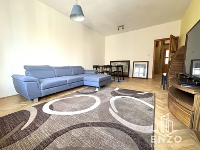 Na prenájom 2-izbový byt, 80 m², Bratislava-Staré Mesto, Obchodná