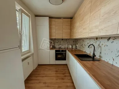 Mieszkania na wynajem, 4-pokojowe, Bratislava-Ružinov · €1000