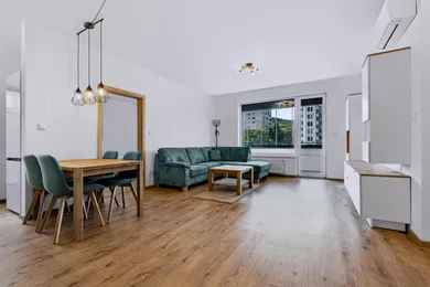 Na prenájom 3-izbový byt, 72 m², Bratislava-Rača, Rudroffova