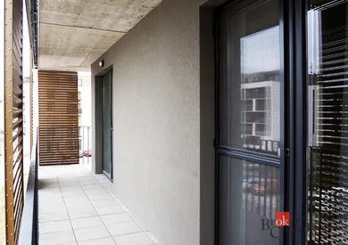 Na prenájom 3-izbový byt, 95 m², Bratislava-Petržalka, Fialová