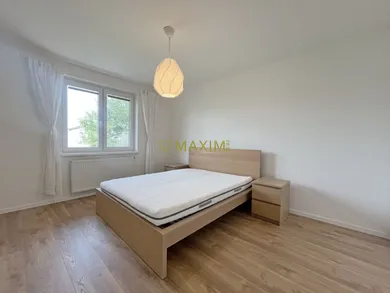 Na predaj 3-izbový dom, 65 m², Láb