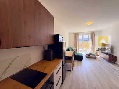 Na predaj 2-izbový byt, 50 m², Nové Mesto nad Váhom, Lieskovská