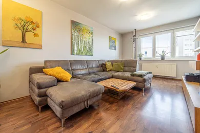 Na predaj 3-izbový byt, 80 m², Bratislava-Nové Mesto, Uhrova