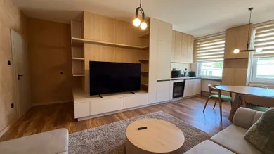 Na prenájom 1-izbový byt, 50 m², Levice