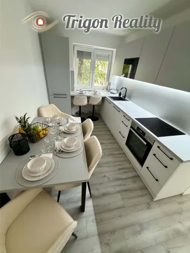 Na predaj 2-izbový byt, 58 m², Komárno