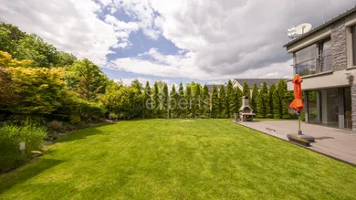 Na predaj dom, 250 m², Borinka