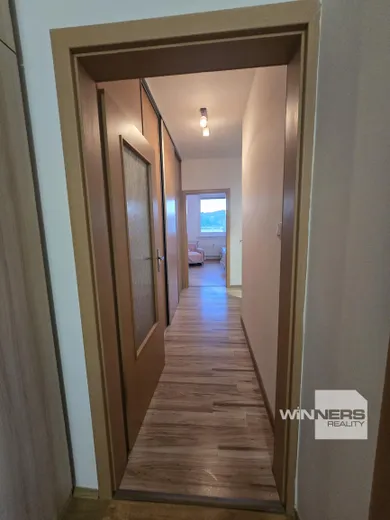 Na prenájom 3-izbový byt, 76 m², Poprad, Jesenná