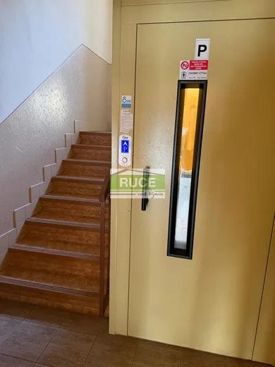 Квартири в оренду, 2-кімнатні, Považská Bystrica · €400