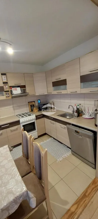Na predaj 3-izbový byt, 58 m², Humenné, Třebíčska