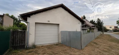 Na predaj dom, 88 m², Nesvady