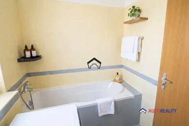 Na predaj 2-izbový byt, 58 m², Podbrezová