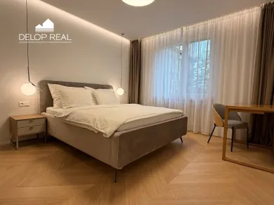 Na prenájom 2-izbový byt, 60 m², Bratislava-Ružinov, Miletičova
